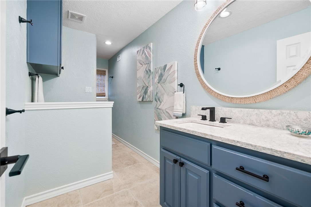 2301 Lakeside Court Rockport TX 78382