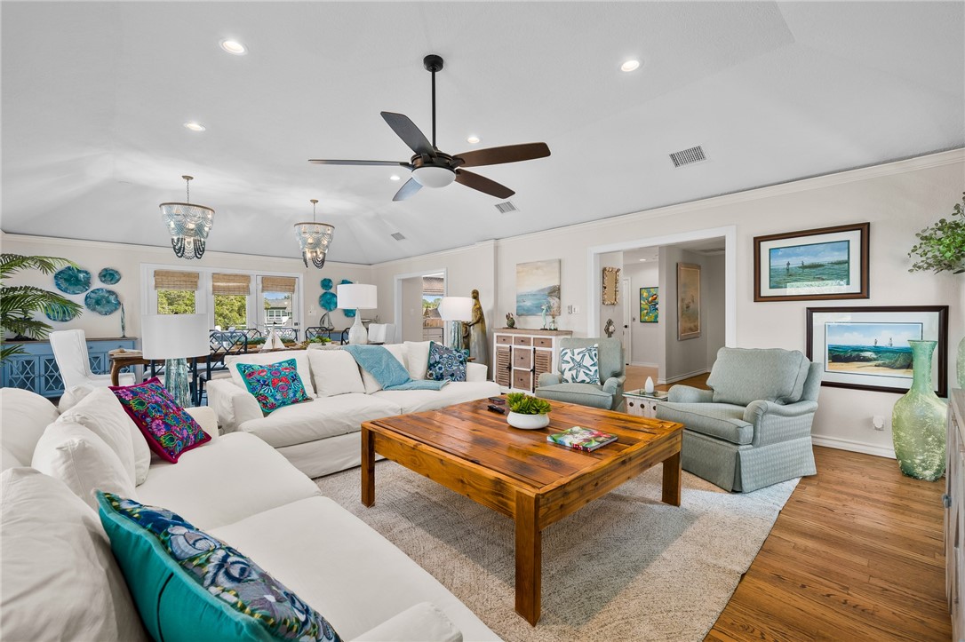 2301 Lakeside Court Rockport TX 78382