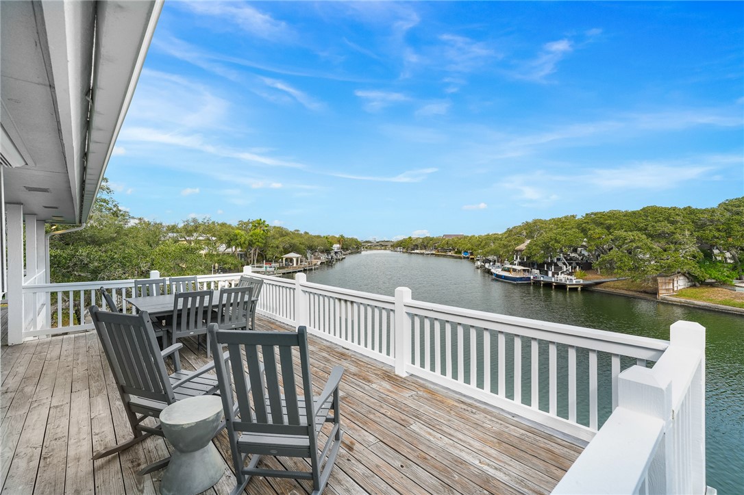2301 Lakeside Court Rockport TX 78382