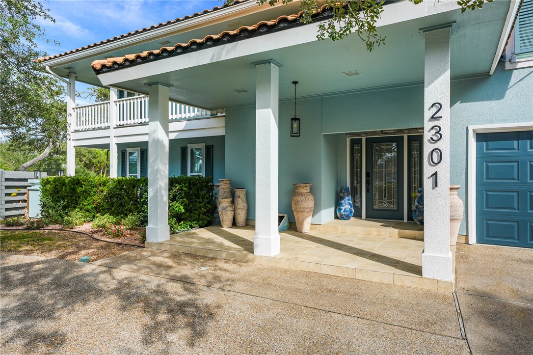 2301 Lakeside Court Rockport TX 78382