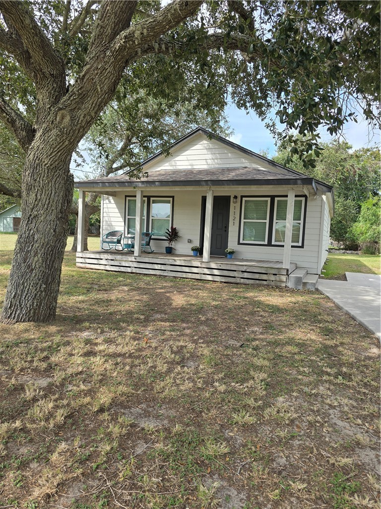 1121 Lady Clare Street Rockport TX 78382