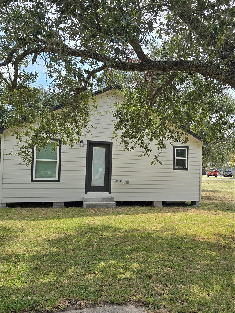 1121 Lady Clare Street Rockport TX 78382