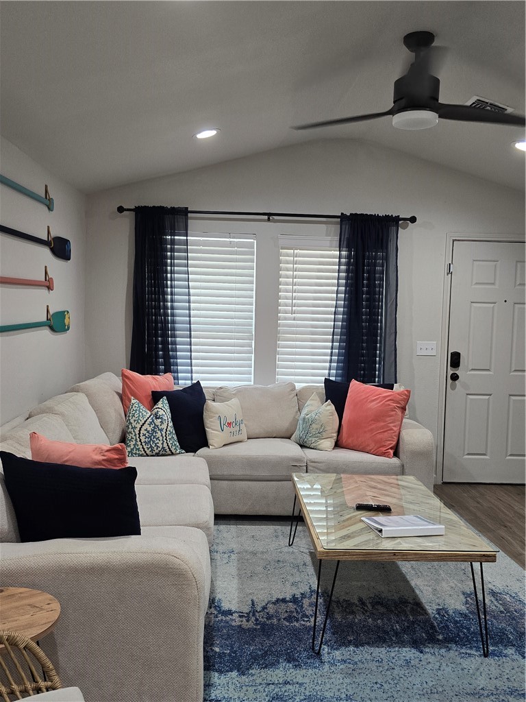 1121 Lady Clare Street Rockport TX 78382