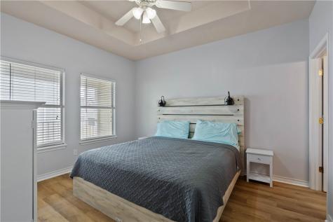 15102 Leeward Drive 602 Corpus Christi TX 78418