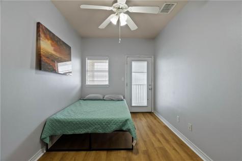 15102 Leeward Drive 602 Corpus Christi TX 78418