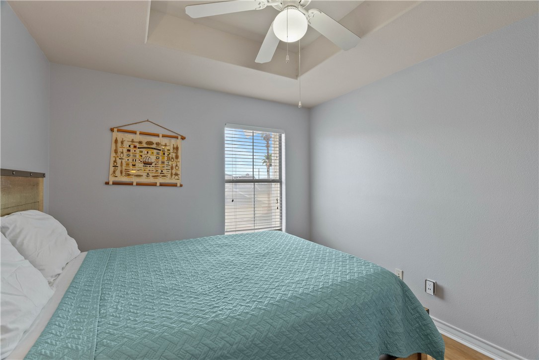 15102 Leeward Drive 602 Corpus Christi TX 78418