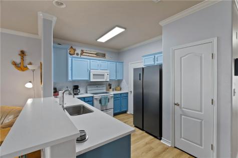 15102 Leeward Drive 602 Corpus Christi TX 78418