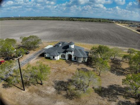 4294 Franklin Adams Street Kingsville TX 78363