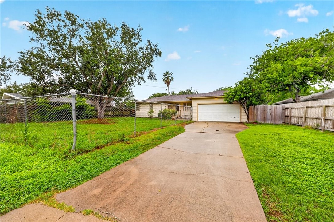 473 University Drive Corpus Christi TX 78412