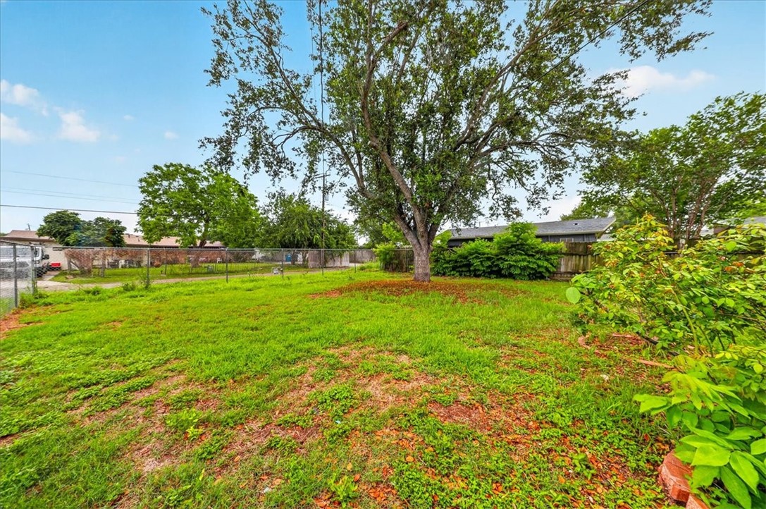 473 University Drive Corpus Christi TX 78412