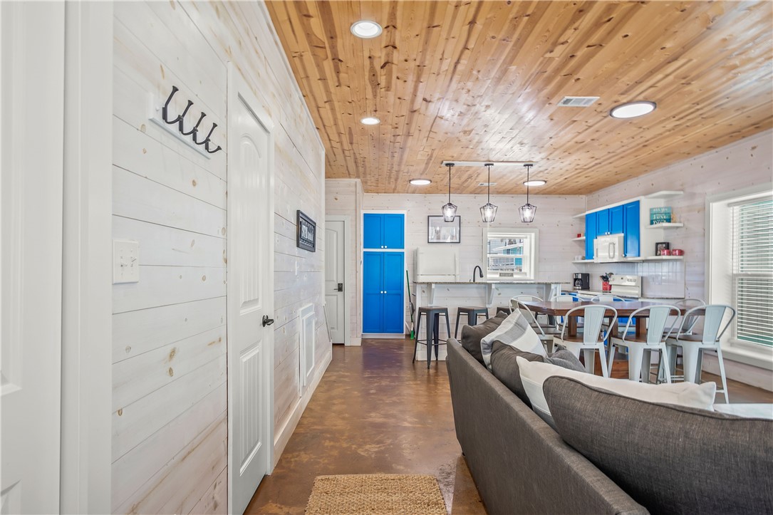 2120 S 11th Street #503 Port Aransas TX 78373