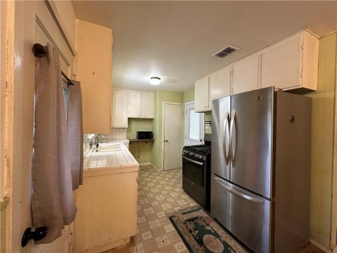 332 Woodlawn Street Sinton TX 78387