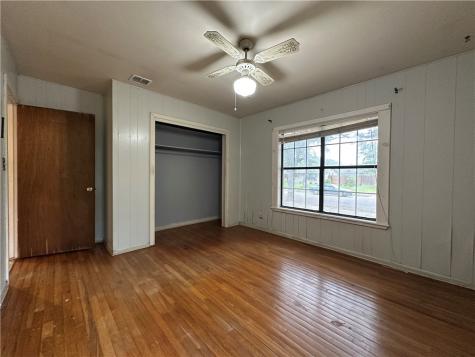 332 Woodlawn Street Sinton TX 78387