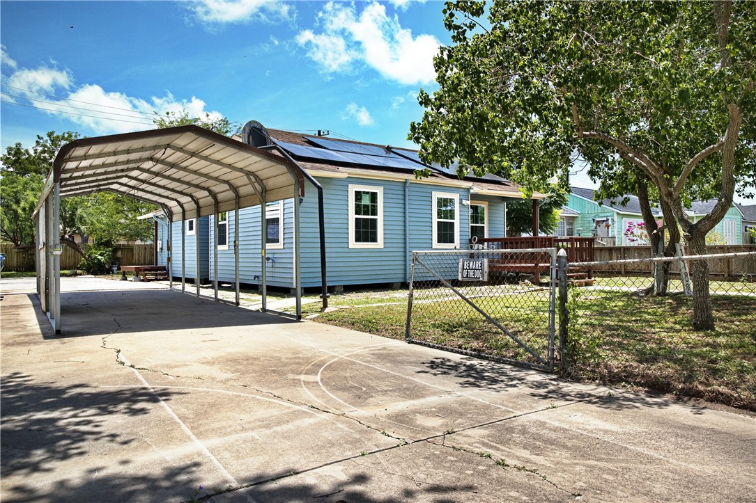 1182 Florida Avenue Corpus Christi TX 78404