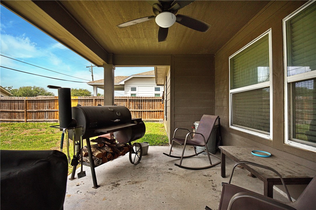 9453 English Oak Drive Corpus Christi TX 78410