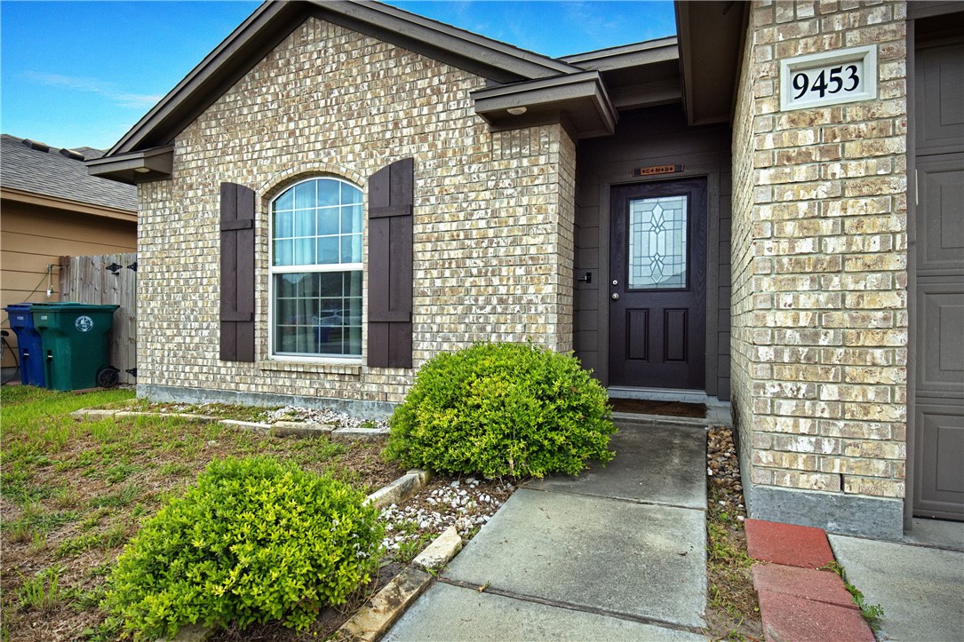 9453 English Oak Drive Corpus Christi TX 78410