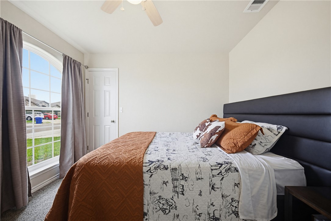 9453 English Oak Drive Corpus Christi TX 78410