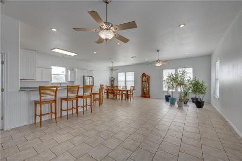 190 E Johnson Avenue Aransas Pass TX 78336