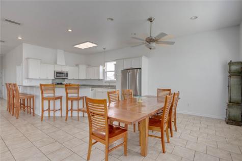 190 E Johnson Avenue Aransas Pass TX 78336