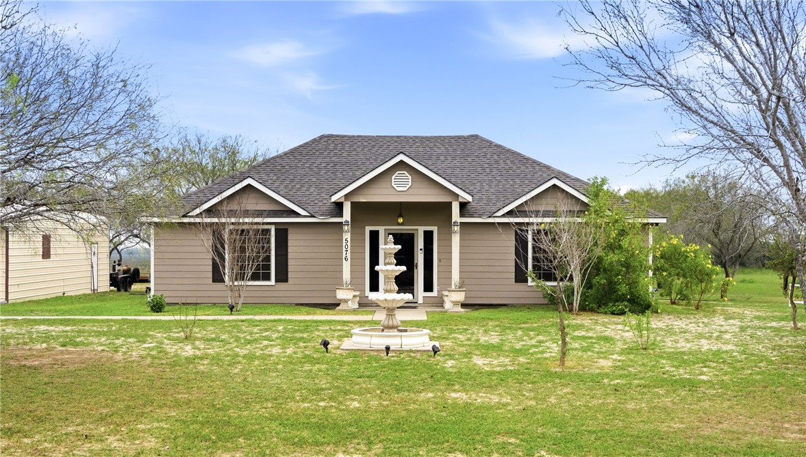5076 Wildwood Lane Robstown TX 78380