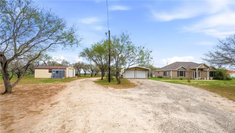 5076 Wildwood Lane Robstown TX 78380
