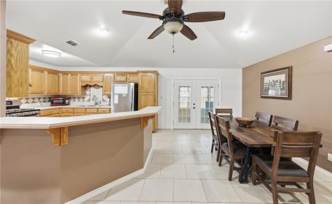 5076 Wildwood Lane Robstown TX 78380