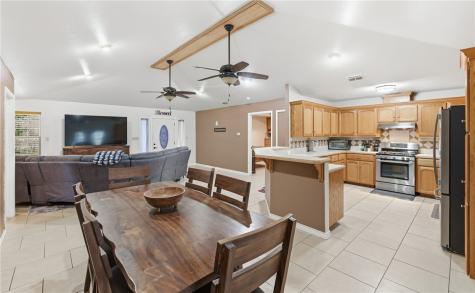 5076 Wildwood Lane Robstown TX 78380