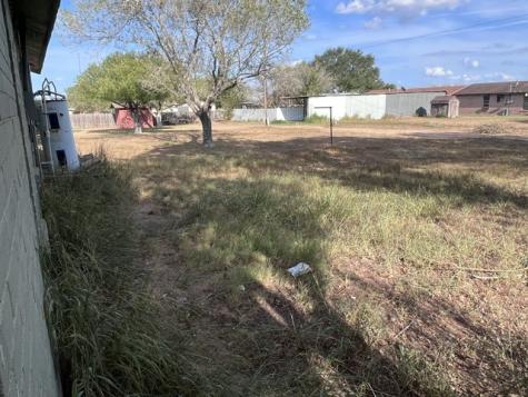 910 S Frans Street Hebbronville TX 78361