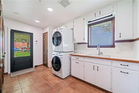 501 S County Road 1140 Riviera TX 78379