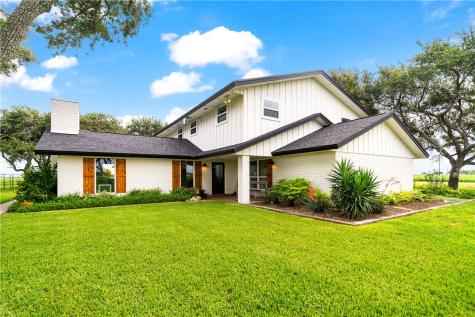 501 S County Road 1140 Riviera TX 78379