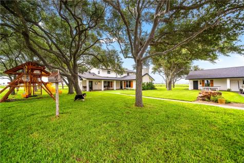 501 S County Road 1140 Riviera TX 78379