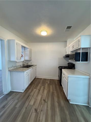 1816 Elizabeth Street Corpus Christi TX 78404