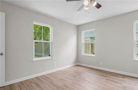 11228 Guess Drive Corpus Christi TX 78410