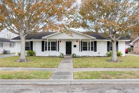 726 Meadowbrook Drive Corpus Christi TX 78412