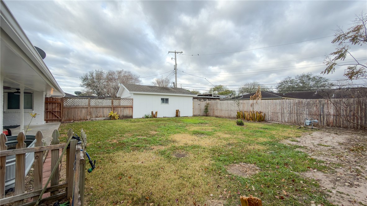 726 Meadowbrook Drive Corpus Christi TX 78412