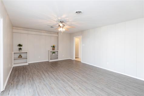 726 Meadowbrook Drive Corpus Christi TX 78412