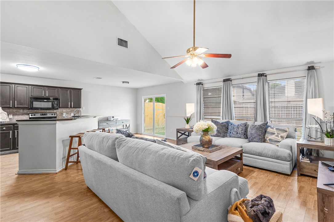 7609 Timber Crest Drive Corpus Christi TX 78413
