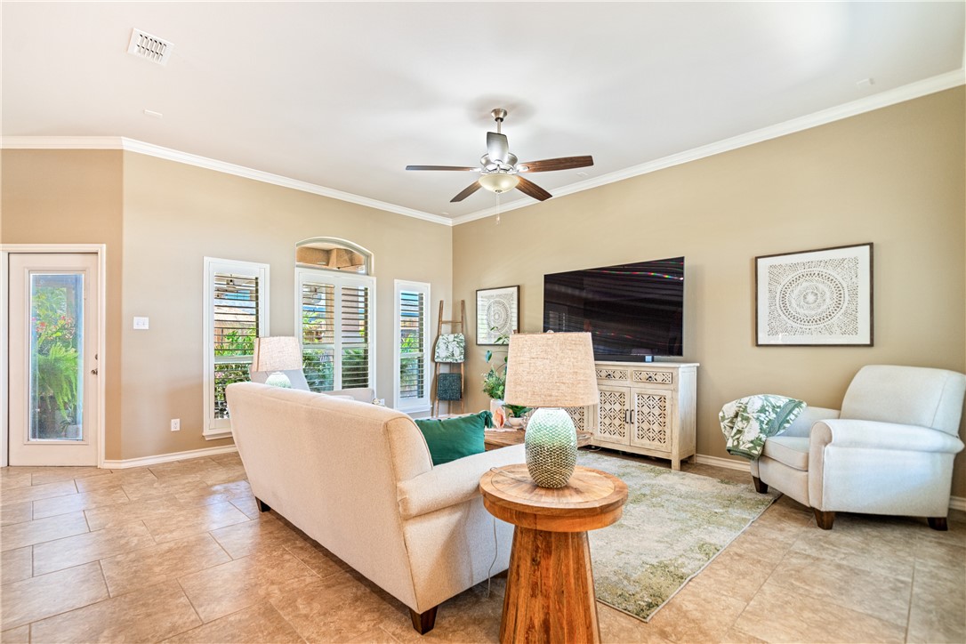 15669 Three Fathoms Bank Corpus Christi TX 78418