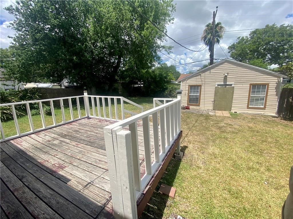 233 Eastgate Drive Corpus Christi TX 78408