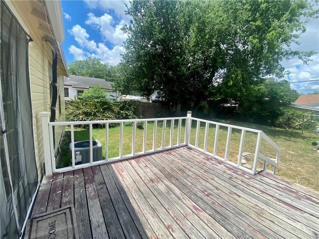 233 Eastgate Drive Corpus Christi TX 78408