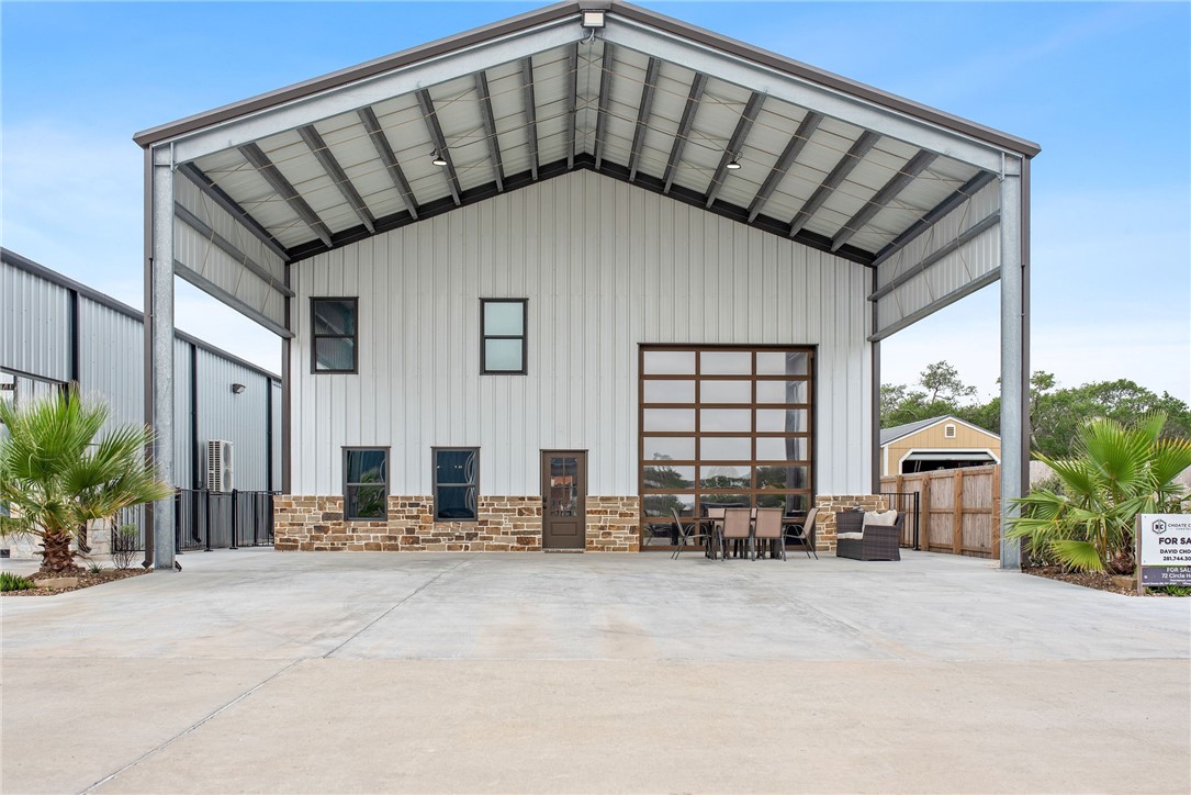 72 Circle Hook Port O'connor TX 77982