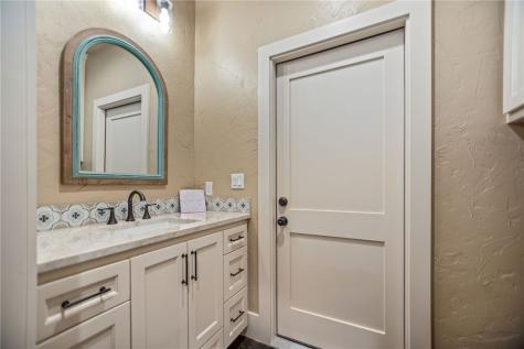 72 Circle Hook Port O'connor TX 77982