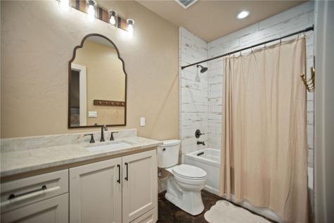 72 Circle Hook Port O'connor TX 77982