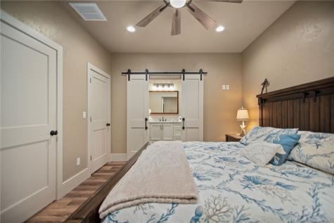 72 Circle Hook Port O'connor TX 77982