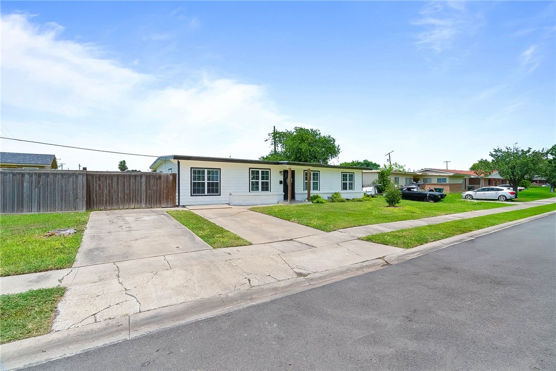 810 Adel Drive Corpus Christi TX 78412