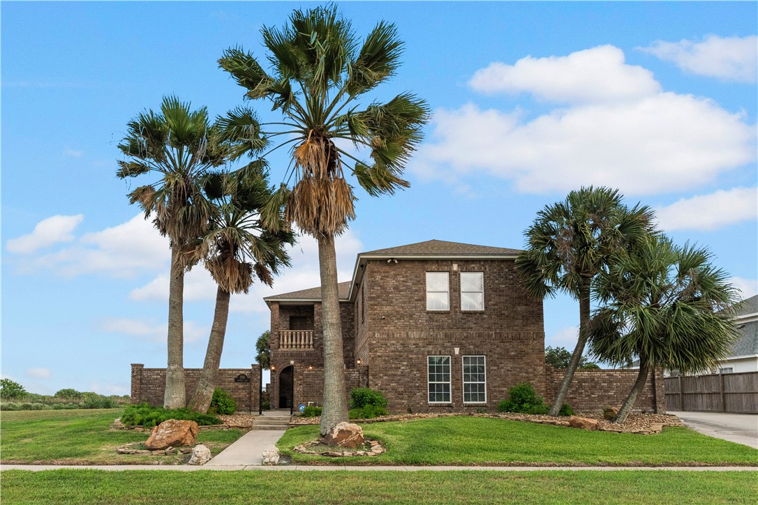 214 Country Club Boulevard Portland TX 78374