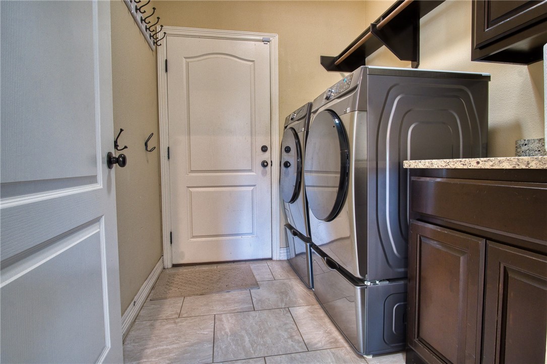 8229 Merlin Place Corpus Christi TX 78414