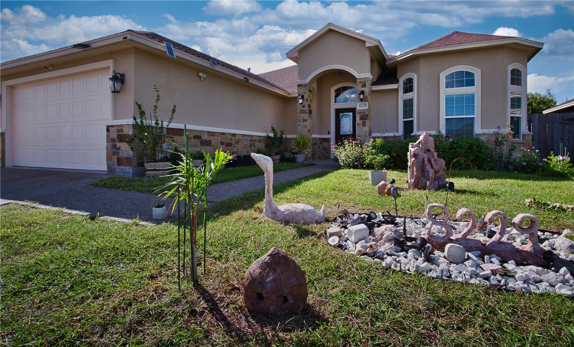 8229 Merlin Place Corpus Christi TX 78414
