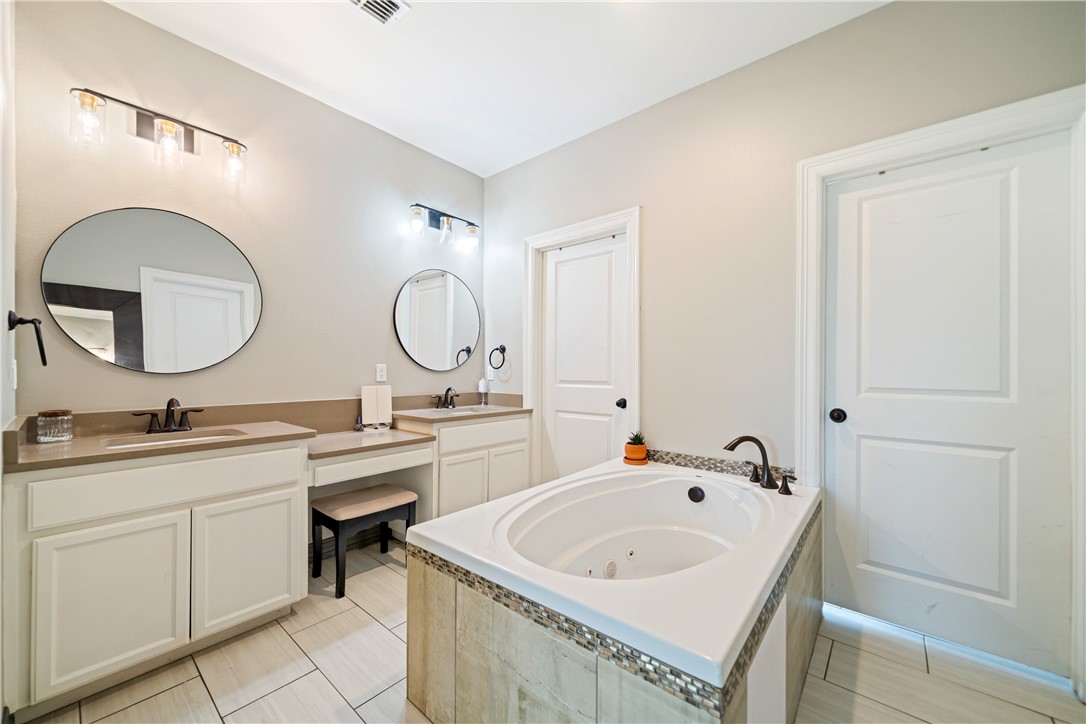 6733 Stuyvesant Court Corpus Christi TX 78414