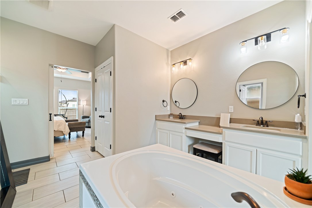 6733 Stuyvesant Court Corpus Christi TX 78414
